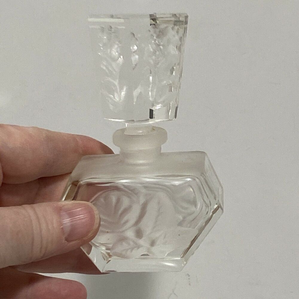 Vintage perfume bottle & stopper clear crystal & frosted glass scent container